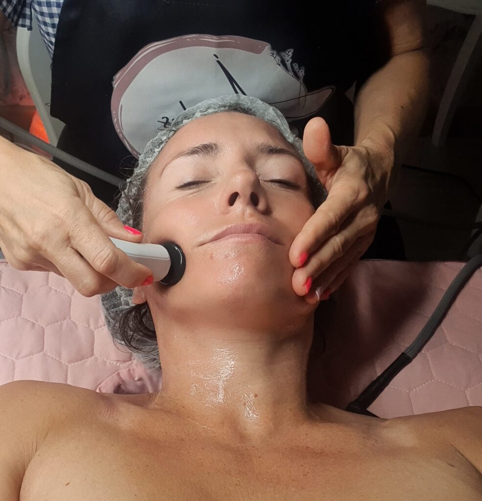 radiofrecuencia-facial-angeles-noguera-estetic